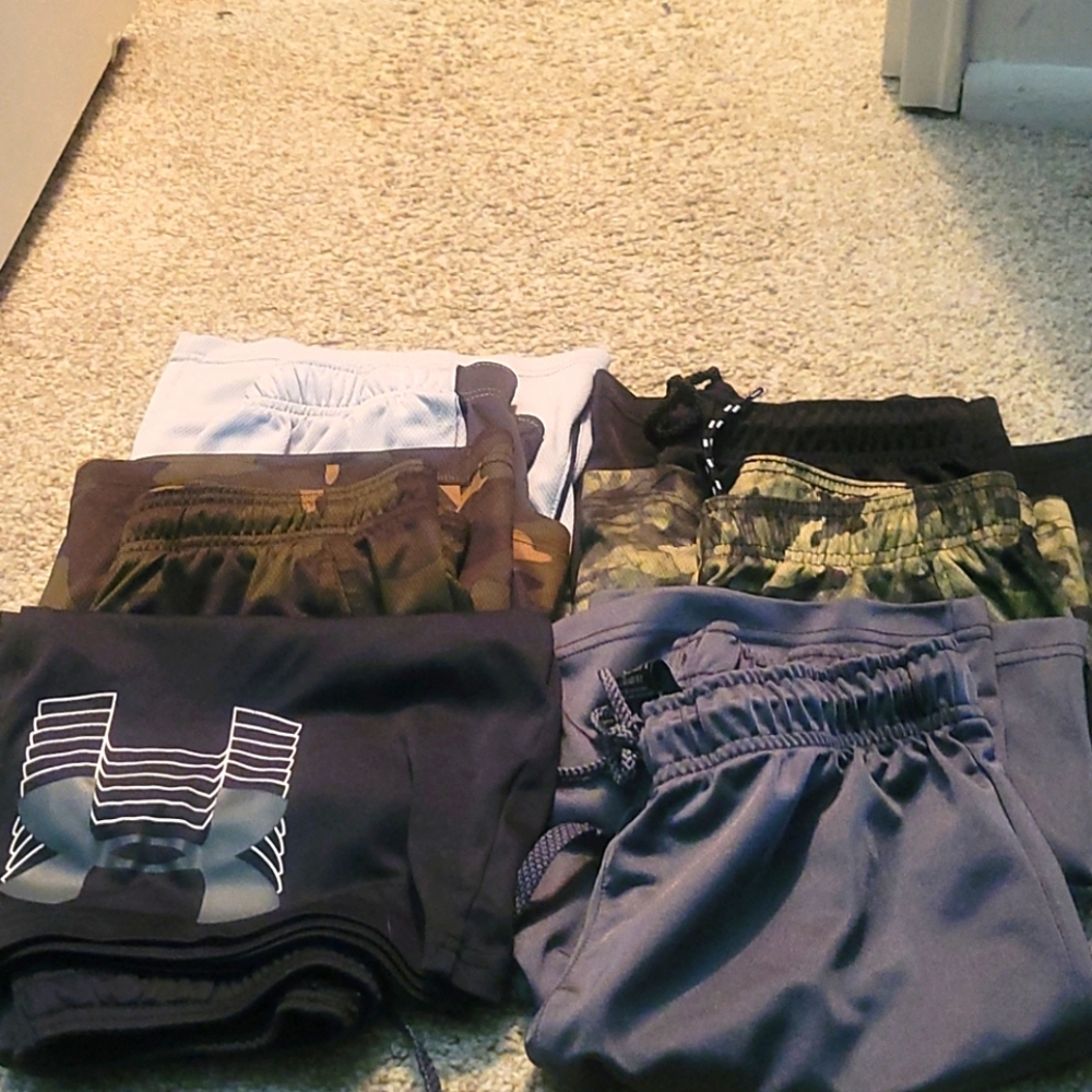 6 pairs of boys athletic shorts. Mixed brands